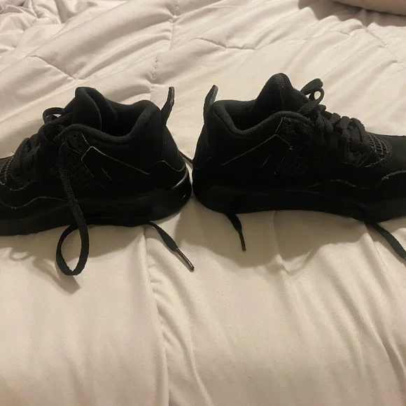 Nike air jordan 4 retro black cat